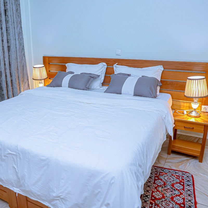 room-thumbnail